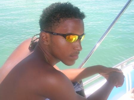 axou